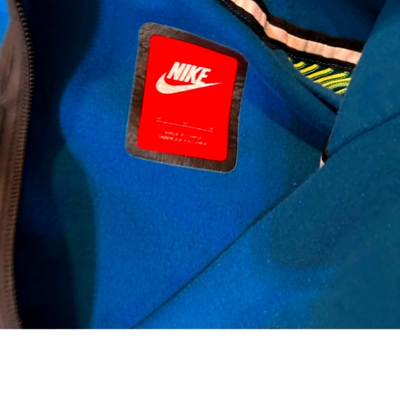 Nike Tech Fleece Green Abyss 1/4 Zip Hoodie Asymmetrical - Picture 2 of 3